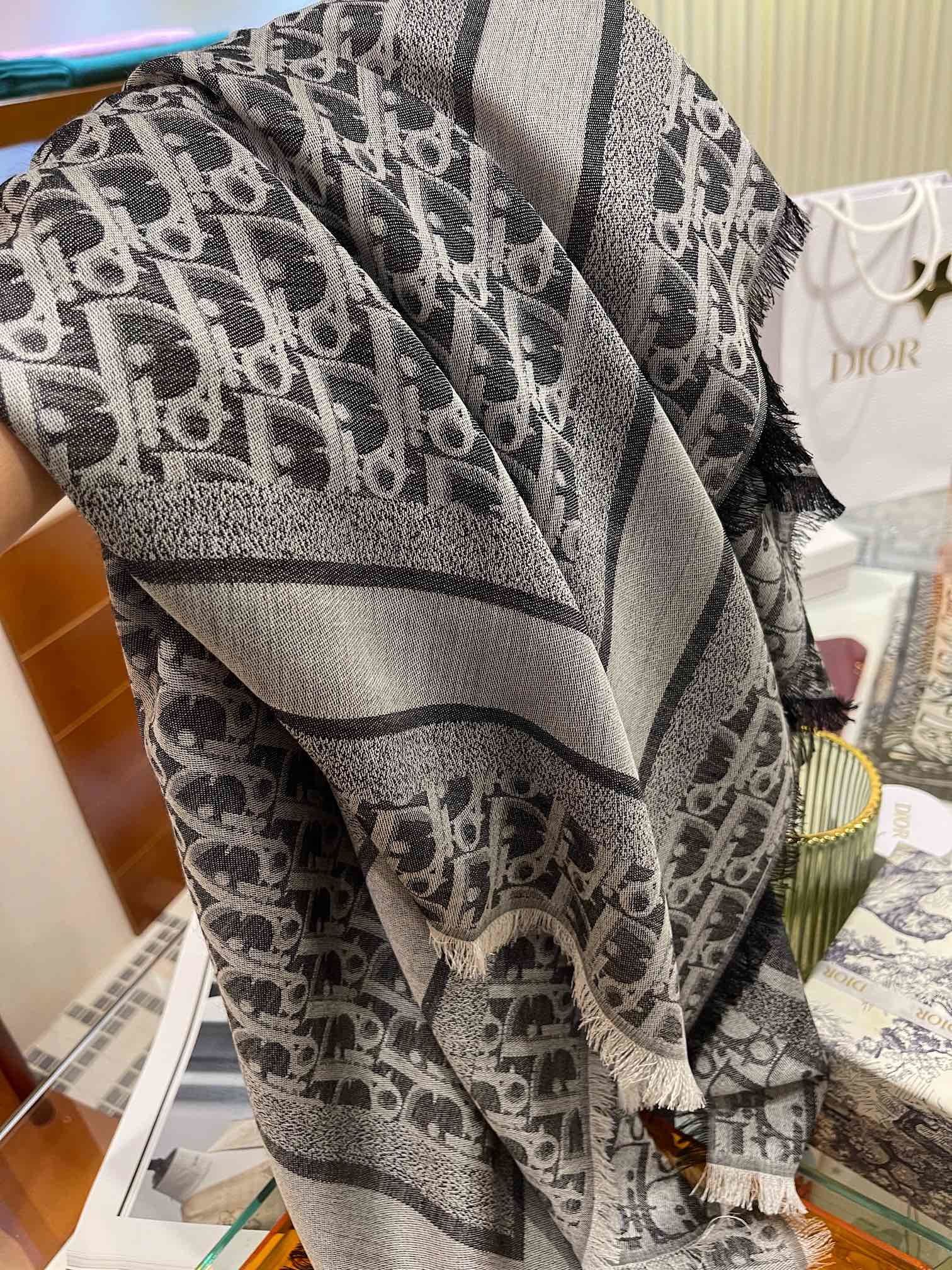 Dior Scarf DIC00124