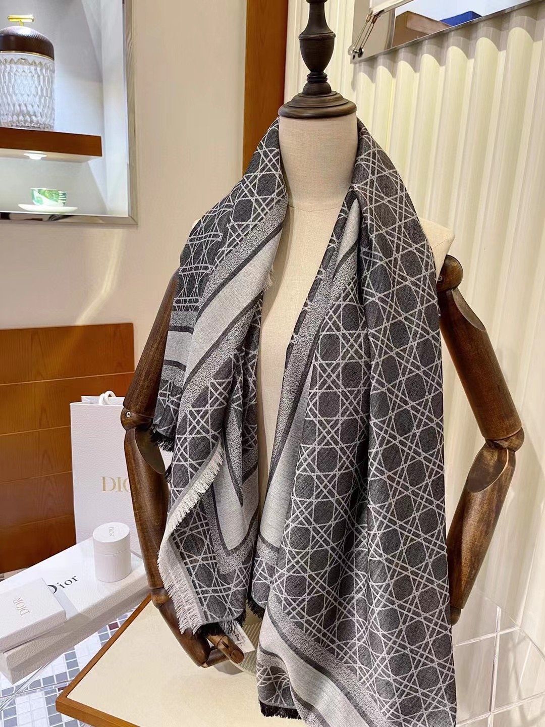 Dior Scarf DIC00131