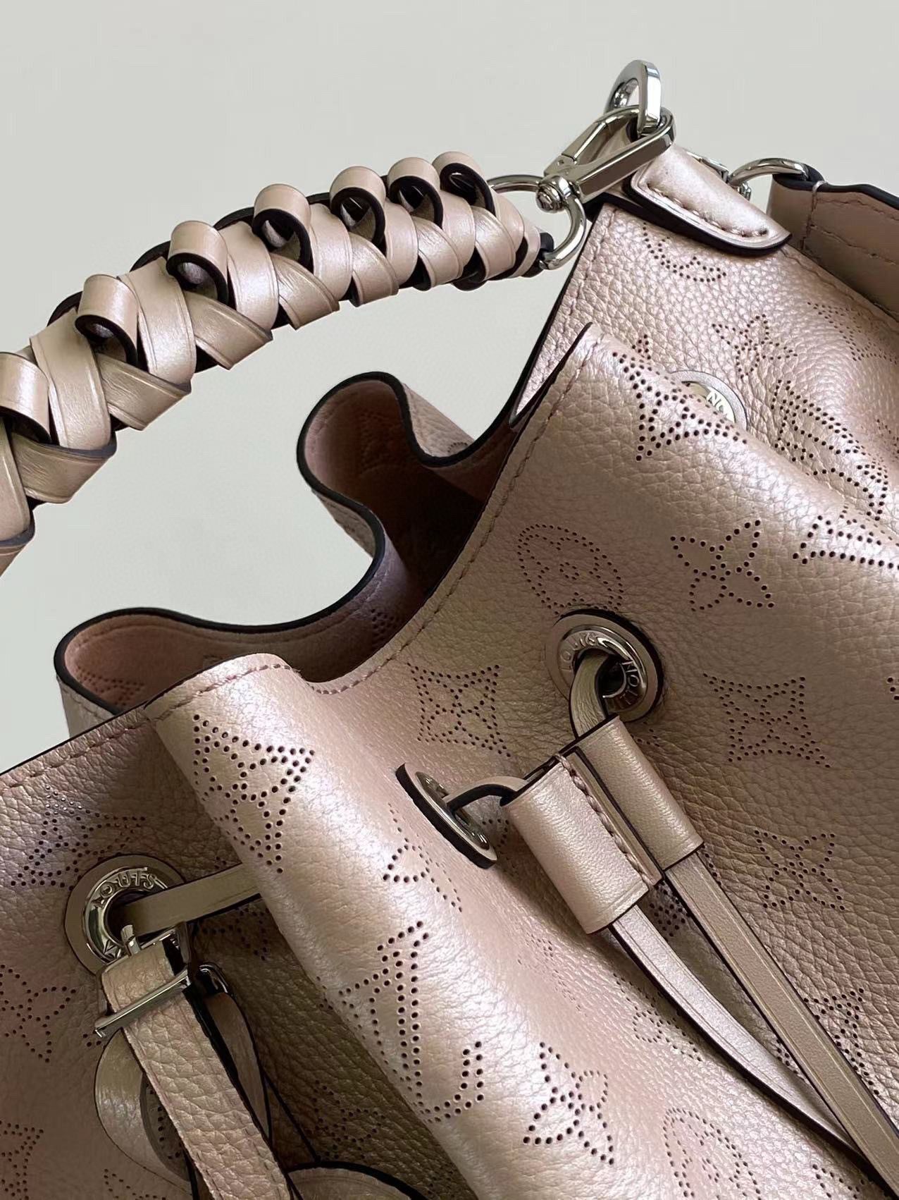 Louis Vuitton MURIA Mahina perforated calf leather M55800 light pink