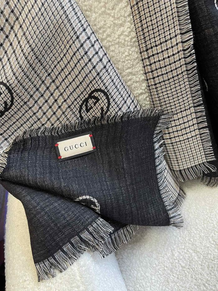 Gucci Scarf GUC00010