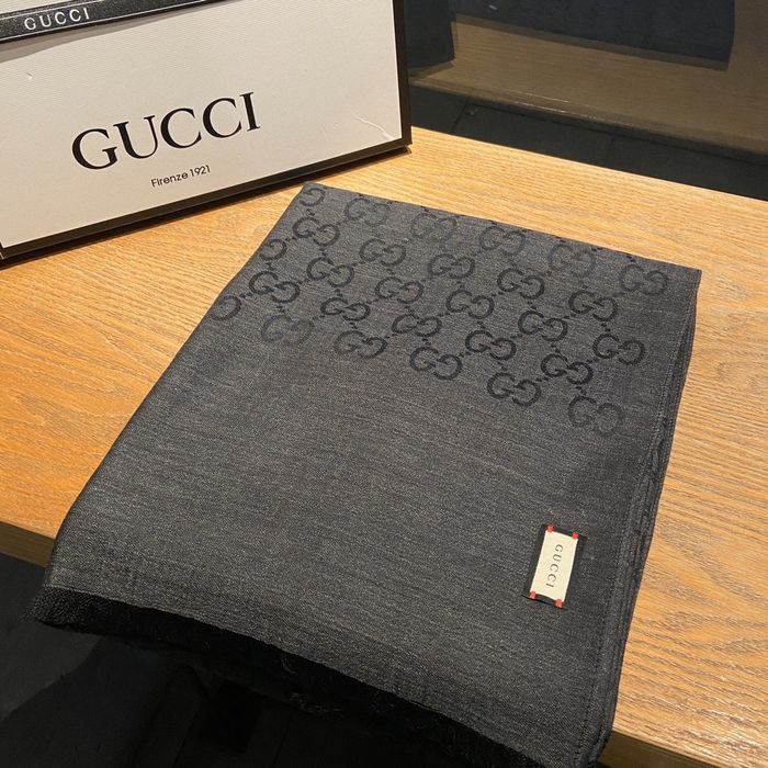 Gucci Scarf GUC00035