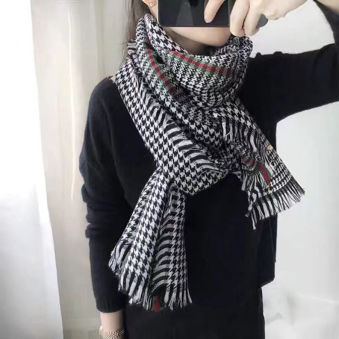 Gucci Scarf GUC00040