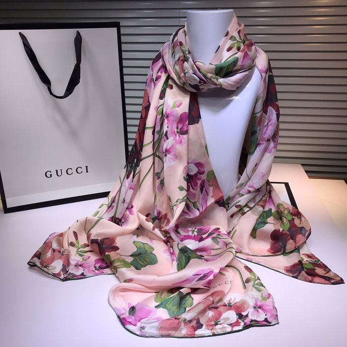 Gucci Scarf GUC00070