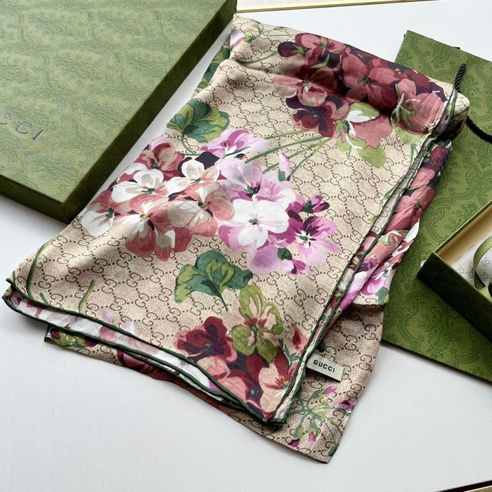 Gucci Scarf GUC00077
