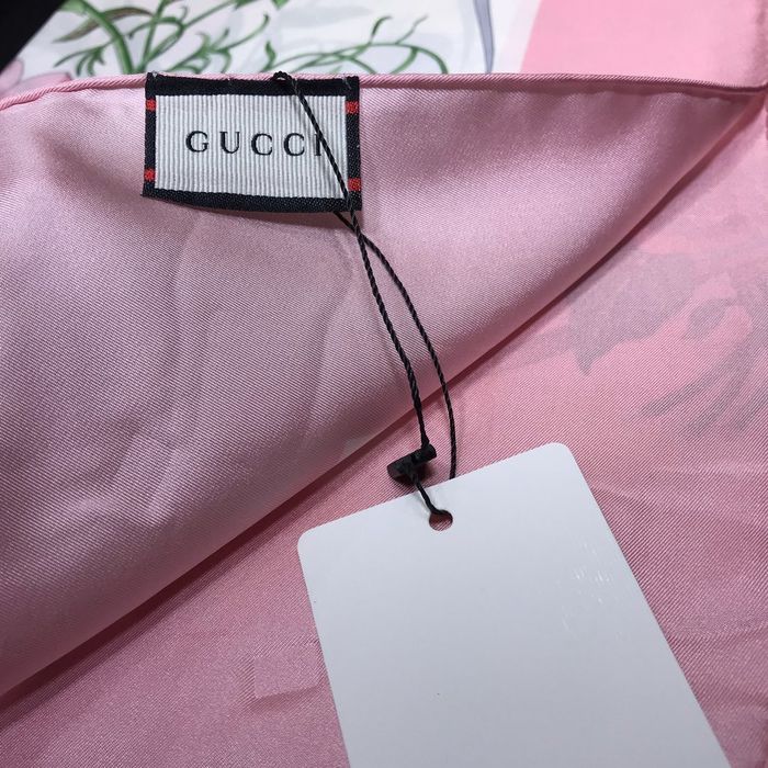 Gucci Scarf GUC00107