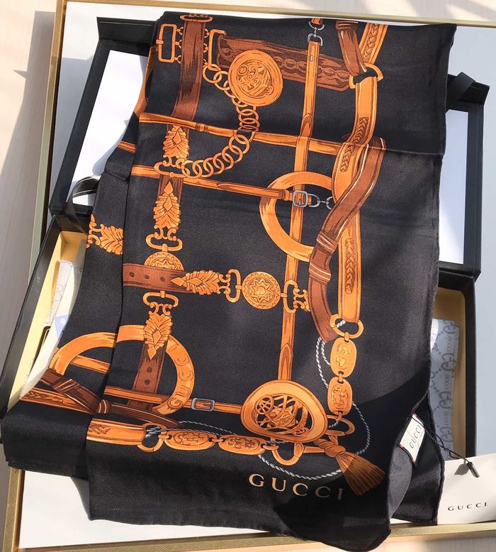 Gucci Scarf GUC00124
