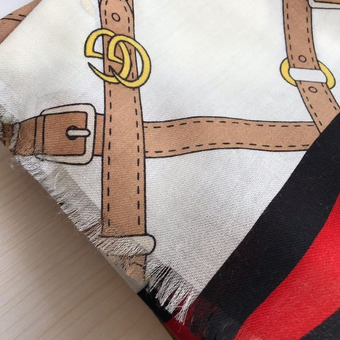 Gucci Scarf GUC00150