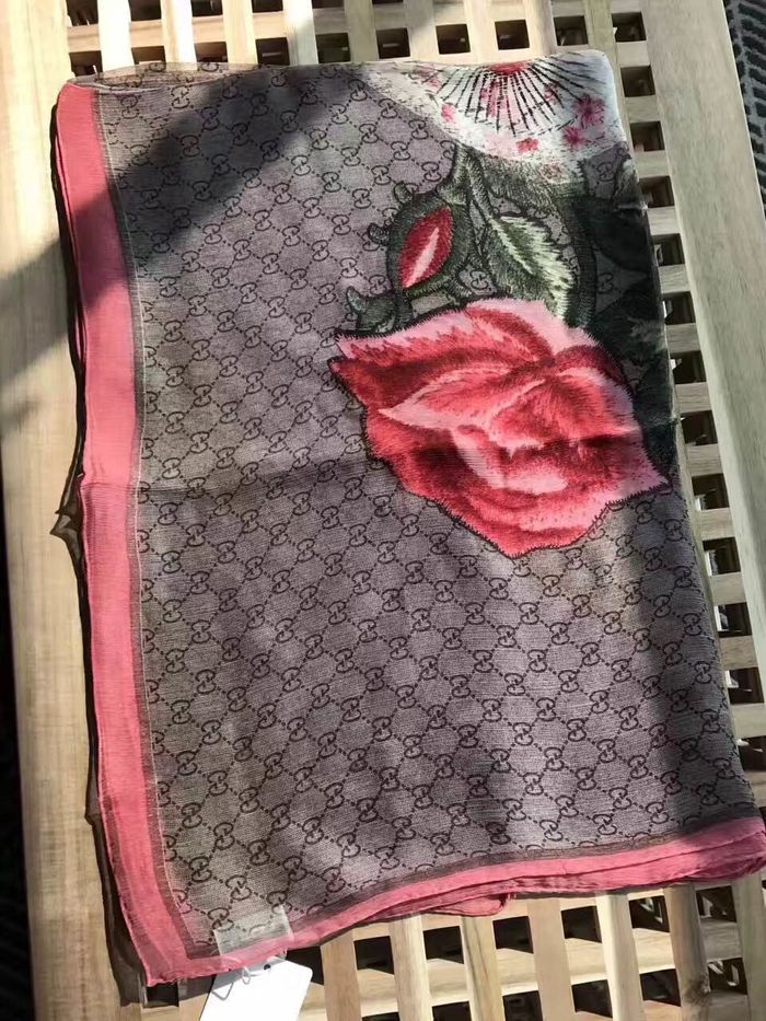 Gucci Scarf GUC00154