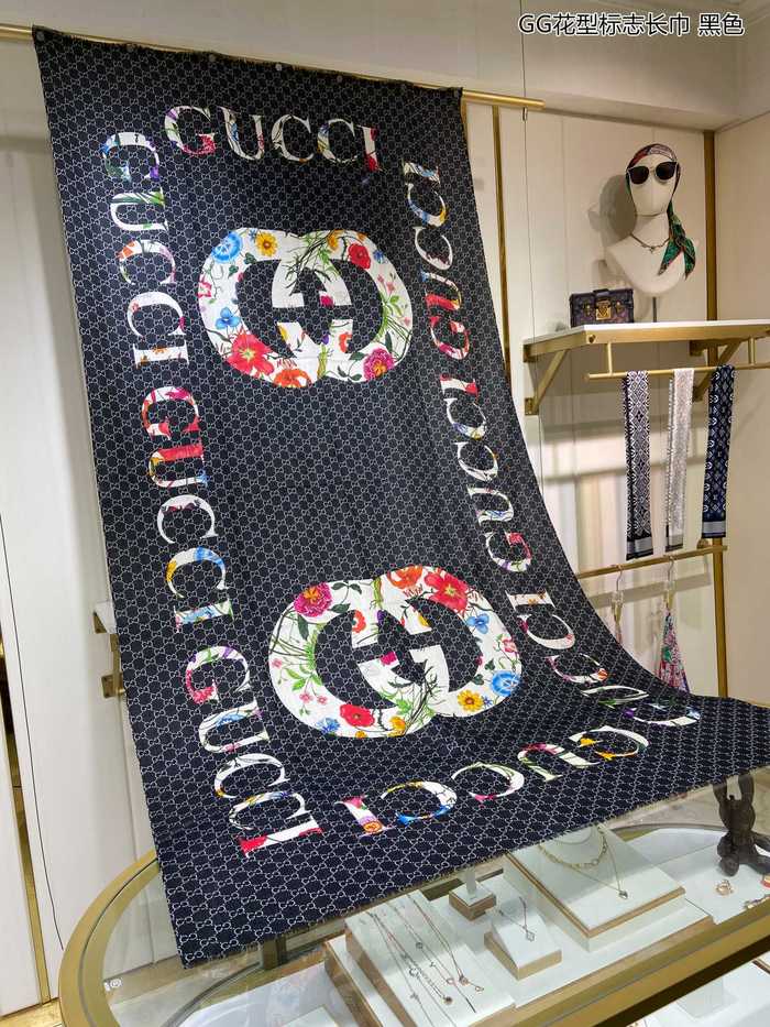 Gucci Scarf GUC00156