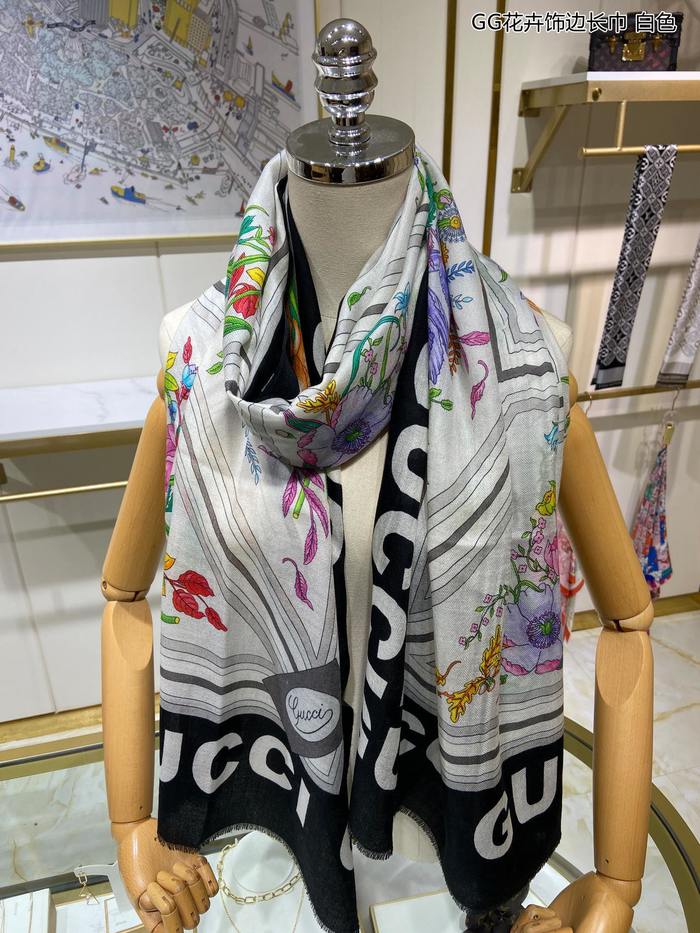 Gucci Scarf GUC00171