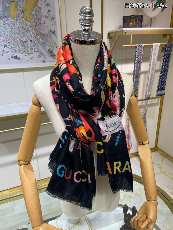 Gucci Scarf GUC00182