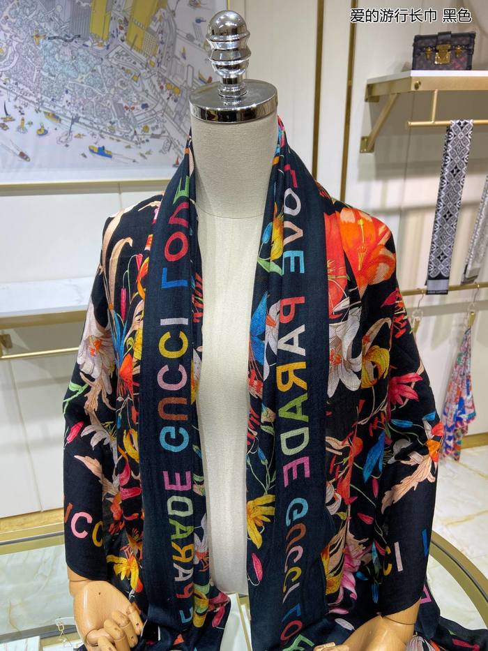 Gucci Scarf GUC00182