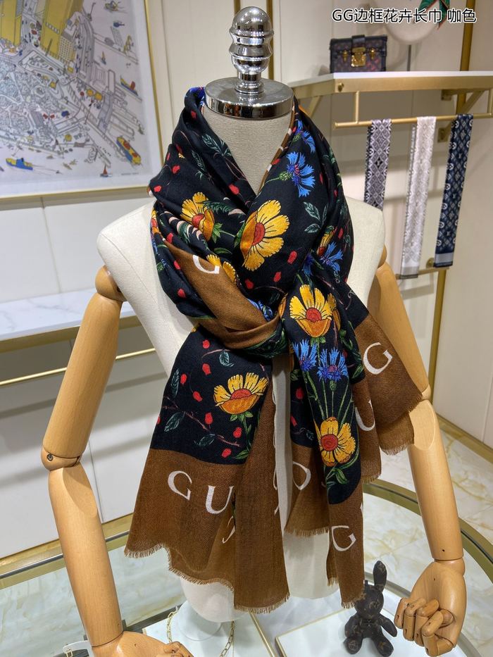 Gucci Scarf GUC00186