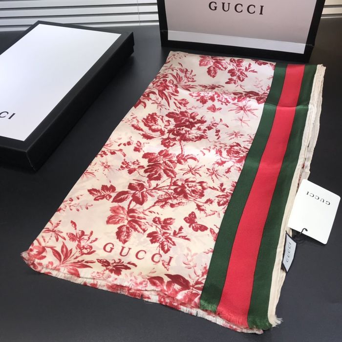 Gucci Scarf GUC00189