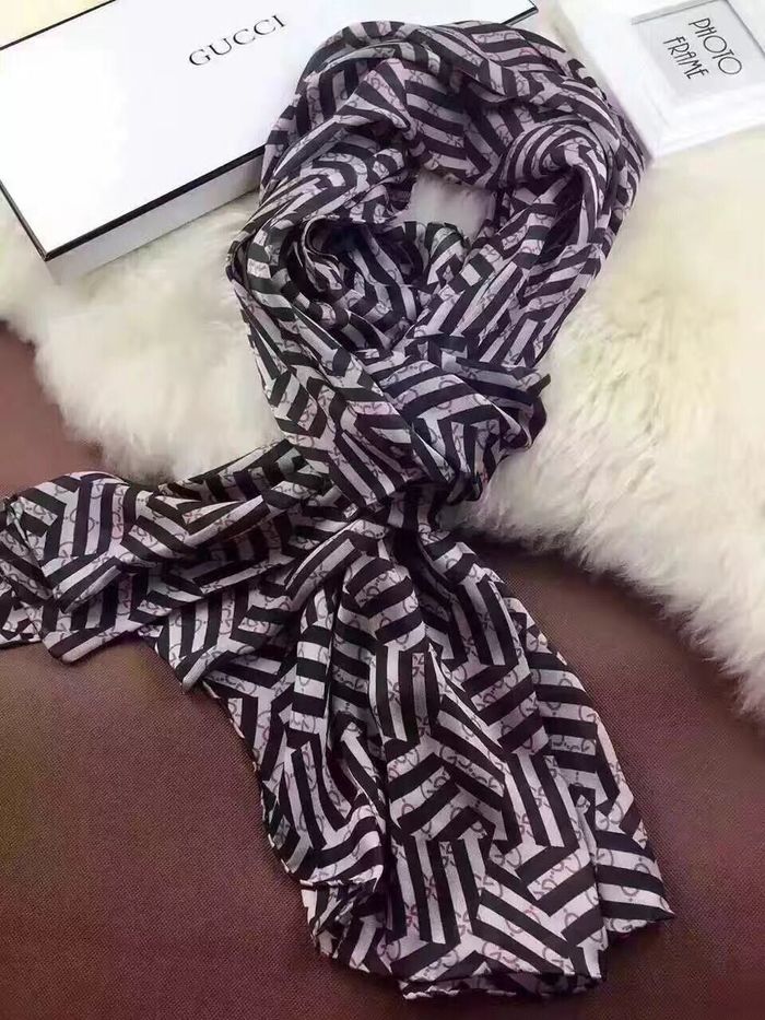 Gucci Scarf GUC00192