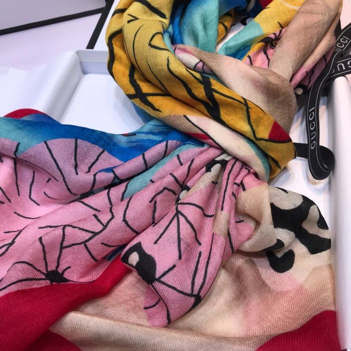 Gucci Scarf GUC00213