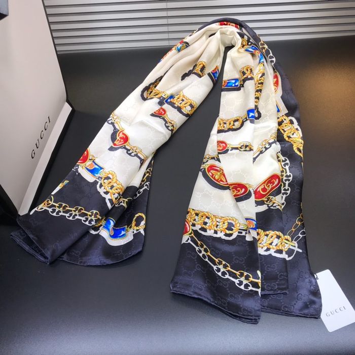 Gucci Scarf GUC00228