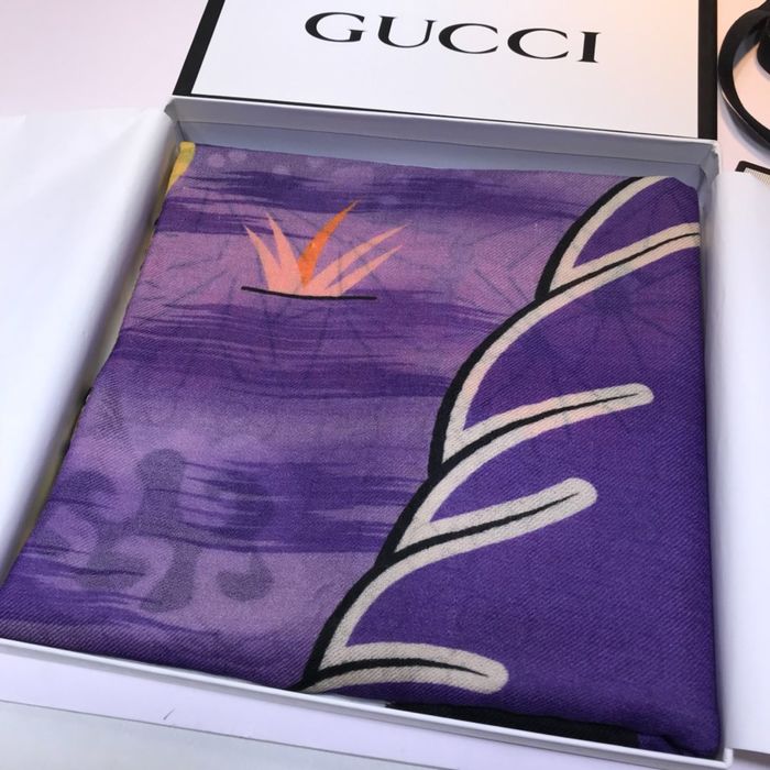 Gucci Scarf GUC00230