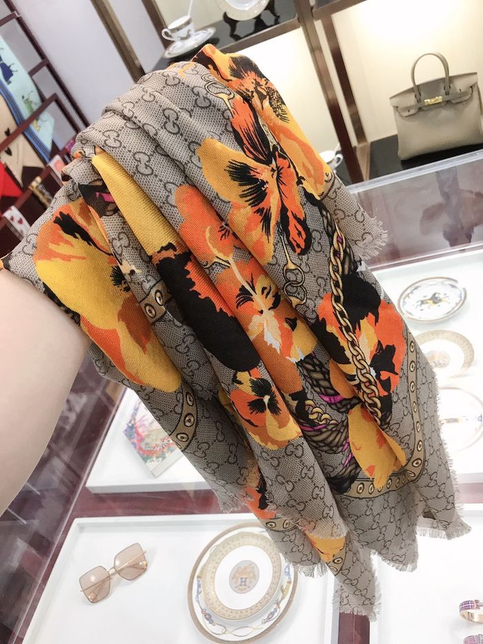 Gucci Scarf GUC00232