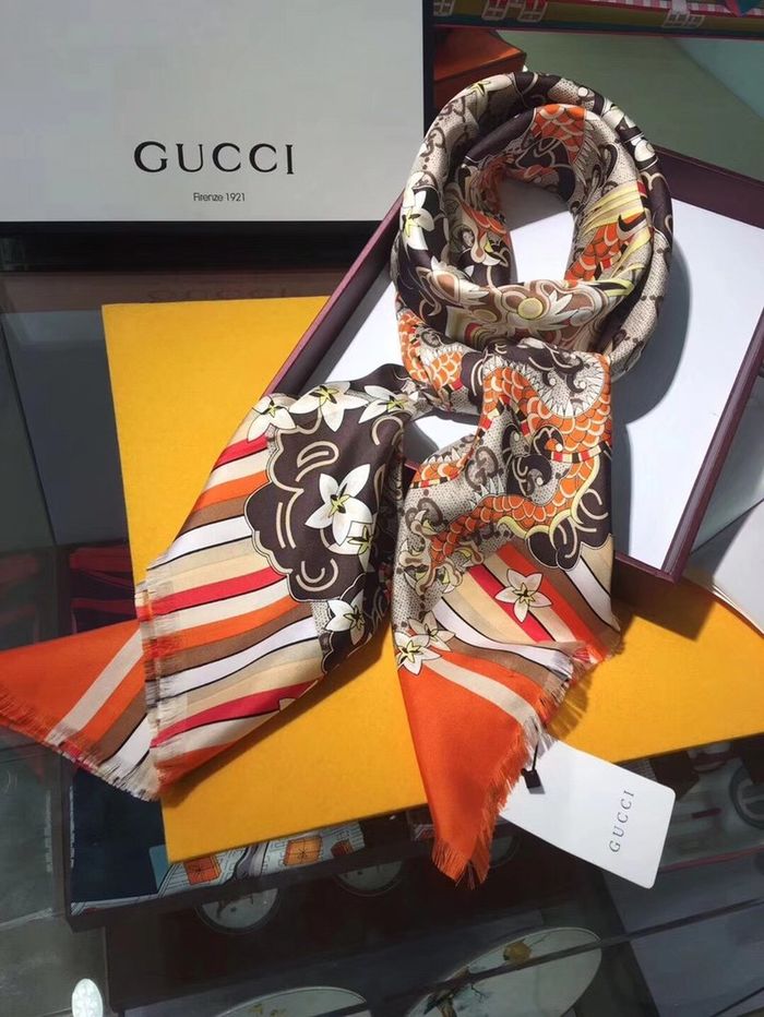 Gucci Scarf GUC00238