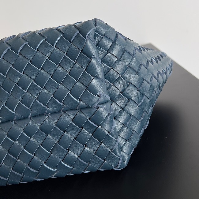 Bottega Veneta Mini Cabat 709464 Royal blue