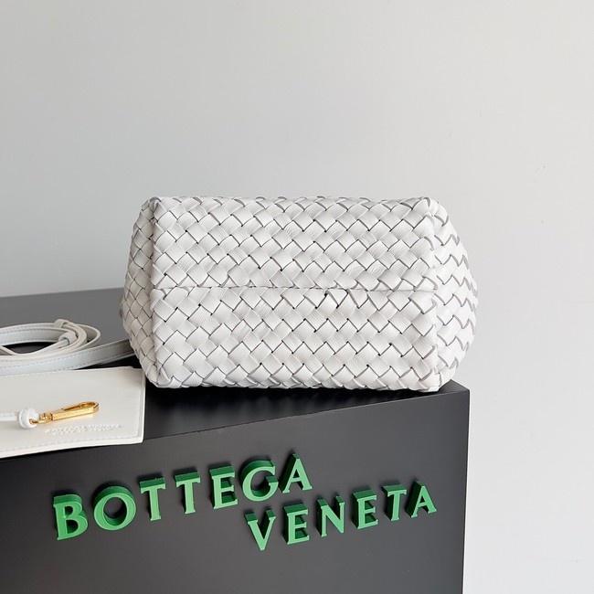 Bottega Veneta Mini Cabat 709464 white