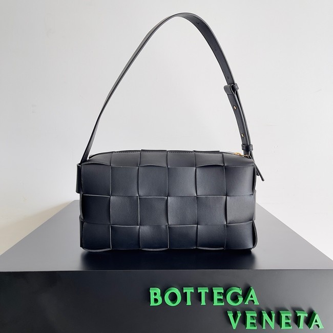 Bottega Veneta Brick Cassette 709360 black