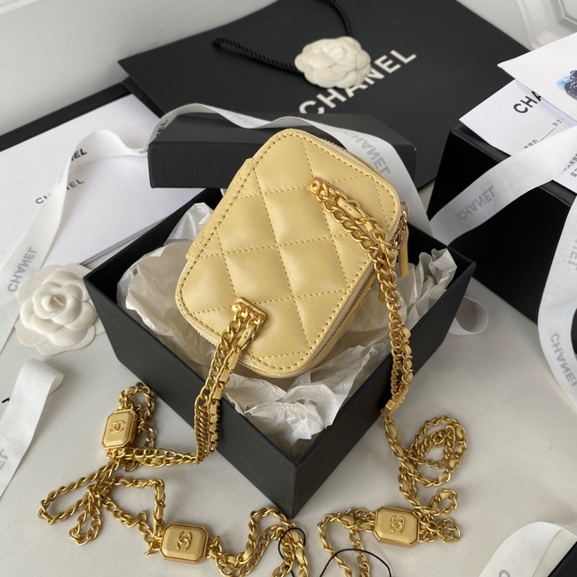 CHANEL SMALL VANITY WITH CHAIN Lambskin & Gold-Tone Metal AP2931 light yellow