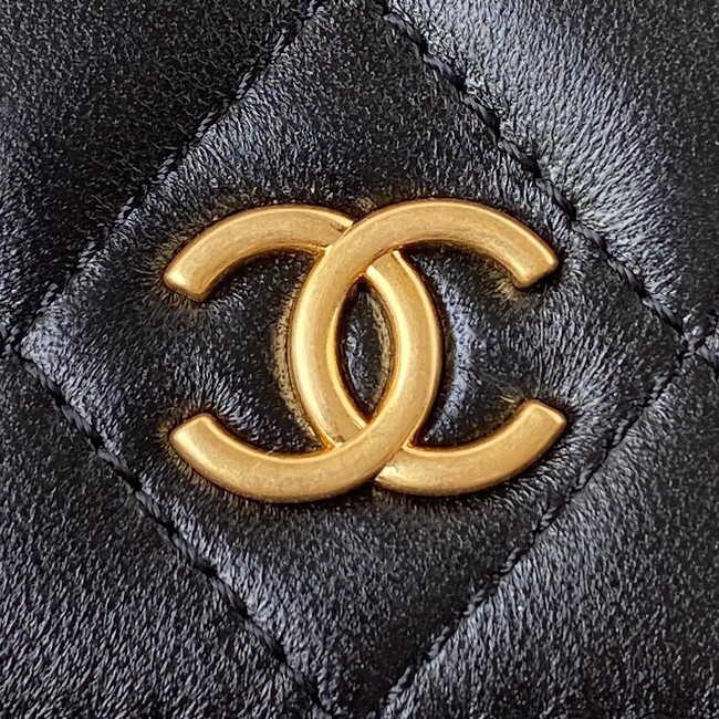 CHANEL WALLET ON CHAIN Lambskin & Gold-Tone Metal AP2923 black