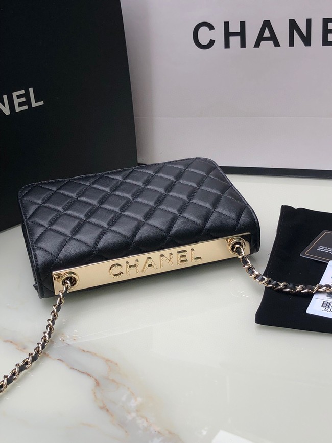 CHANEL WALLET ON CHAIN Lambskin & light Gold-Tone Metal 80892 black