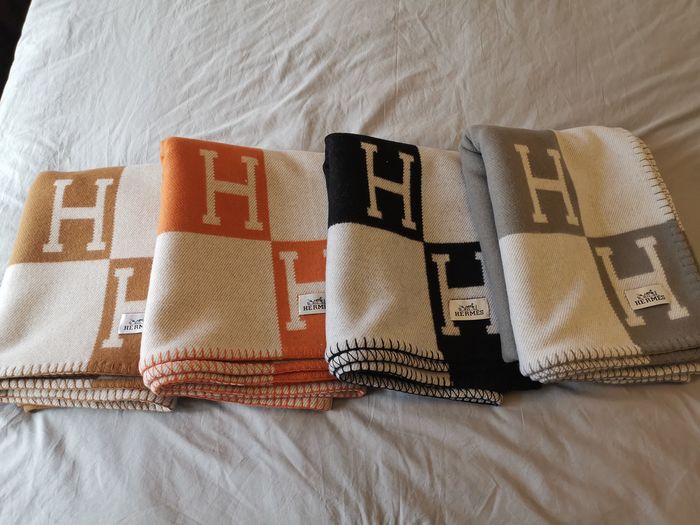 Hermes Blanket HEC00543