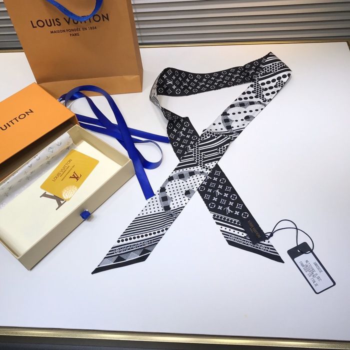 Louis Vuitton Scarf LVC00003