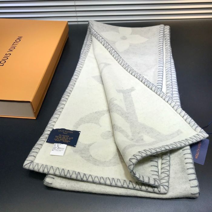 Louis Vuitton Scarf LVC00020