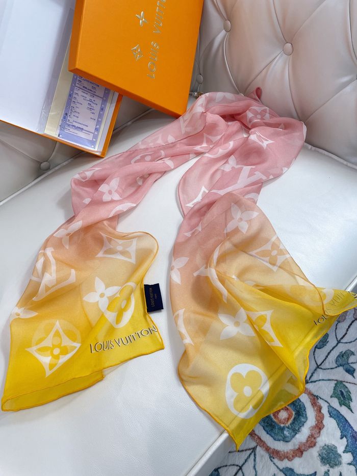 Louis Vuitton Scarf LVC00028