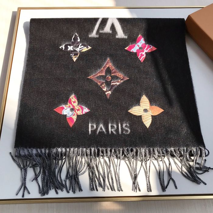 Louis Vuitton Scarf LVC00046