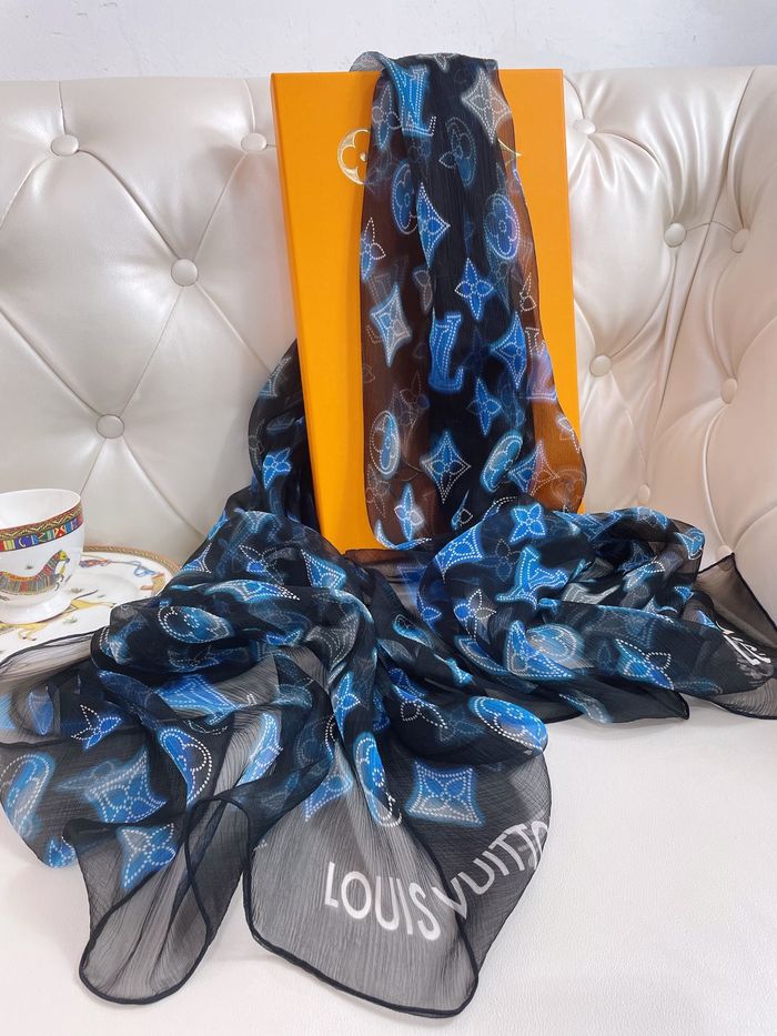 Louis Vuitton Scarf LVC00052