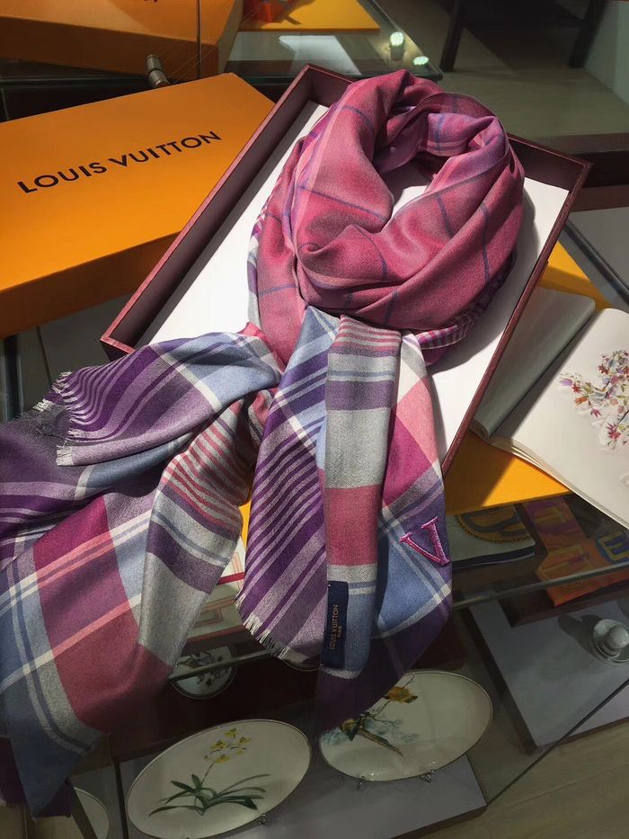 Louis Vuitton Scarf LVC00092