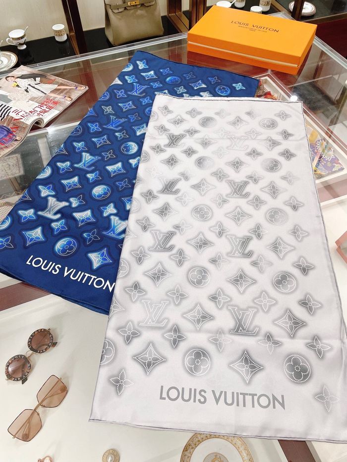 Louis Vuitton Scarf LVC00110