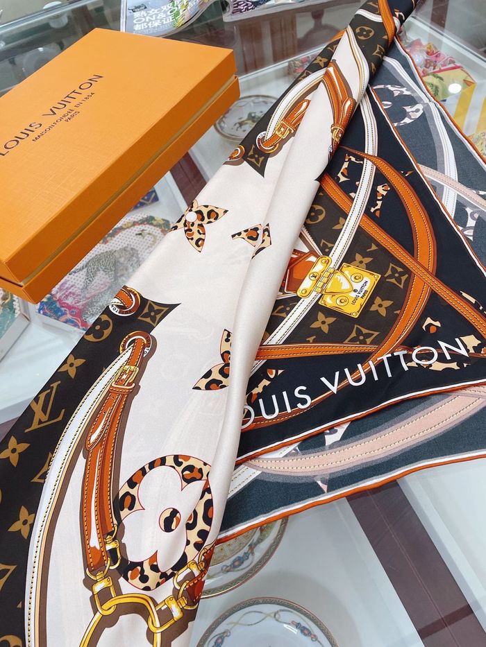 Louis Vuitton Scarf LVC00113