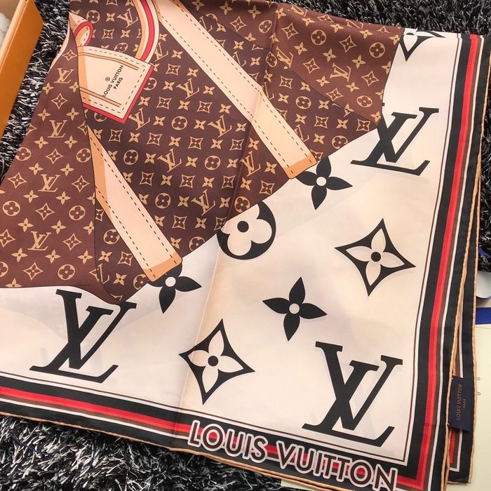 Louis Vuitton Scarf LVC00115