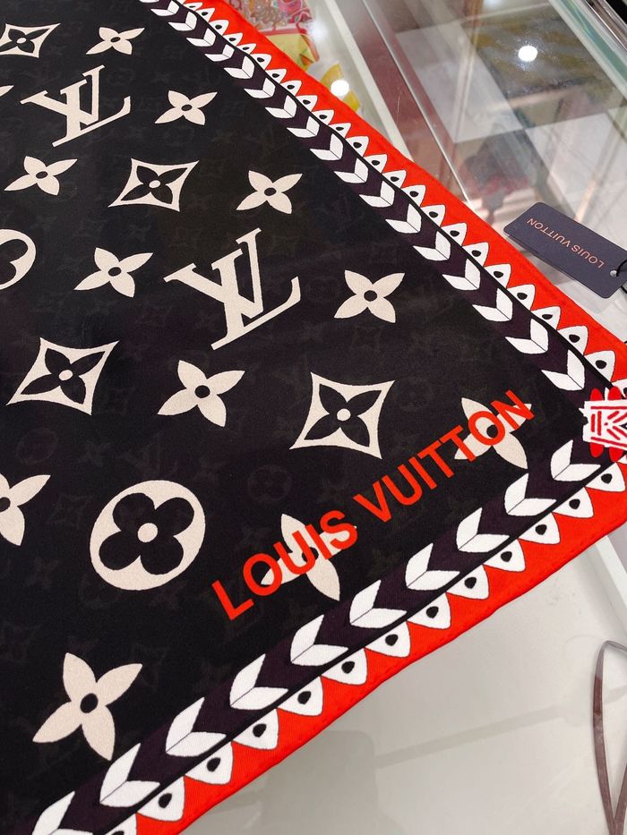 Louis Vuitton Scarf LVC00118