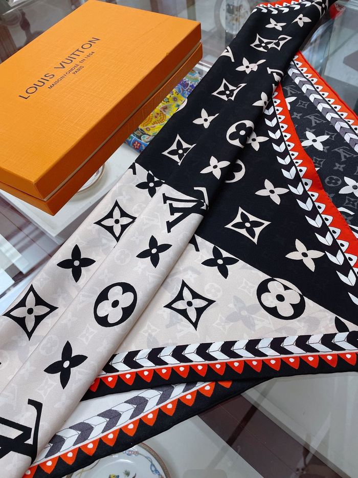 Louis Vuitton Scarf LVC00118