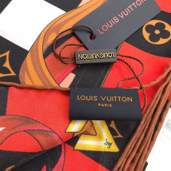 Louis Vuitton Scarf LVC00123