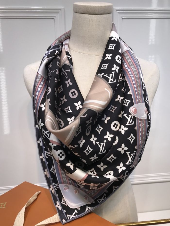 Louis Vuitton Scarf LVC00159