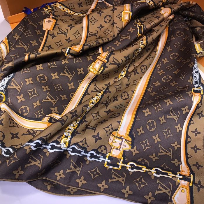 Louis Vuitton Scarf LVC00167