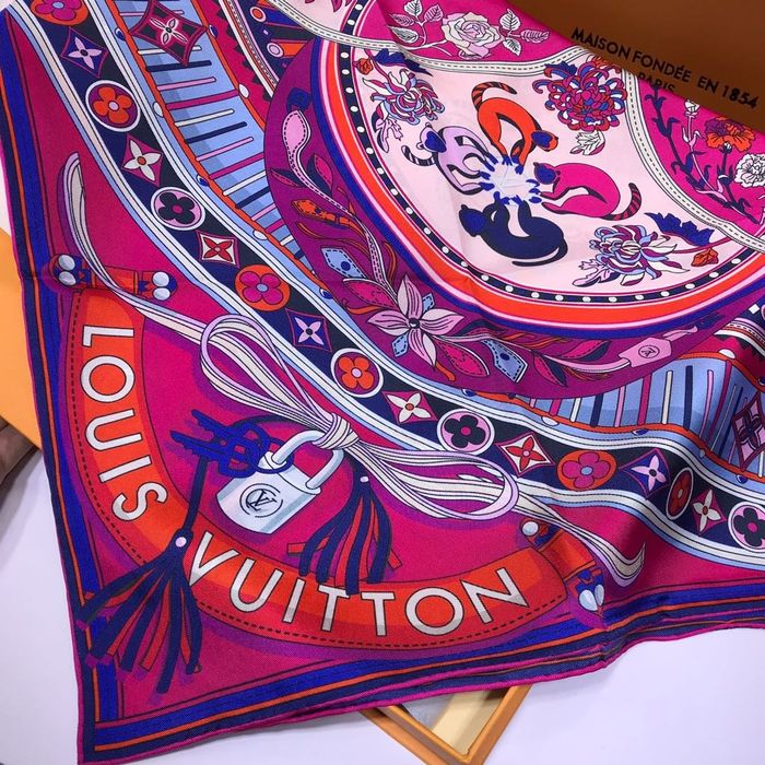 Louis Vuitton Scarf LVC00171