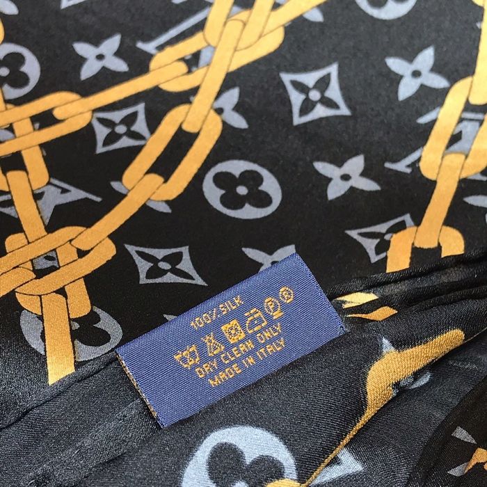 Louis Vuitton Scarf LVC00187