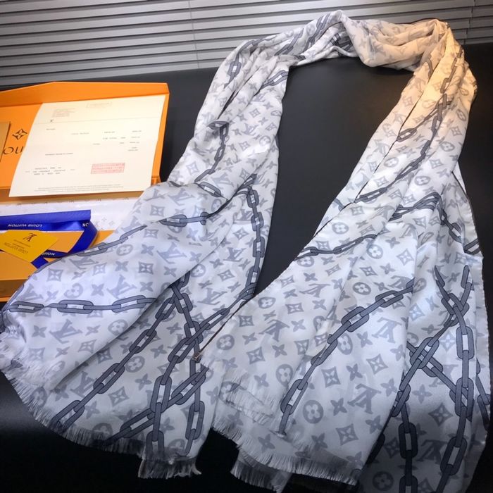 Louis Vuitton Scarf LVC00188