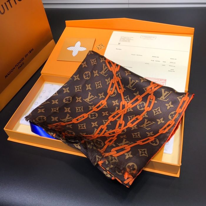 Louis Vuitton Scarf LVC00189