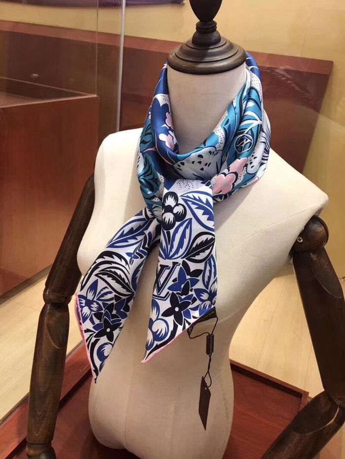 Louis Vuitton Scarf LVC00226